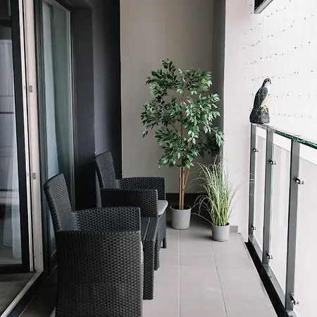 Bulgarska 60m2-3 Pokoje-piekny Widok-13 Pietro 24h Check In Appartement