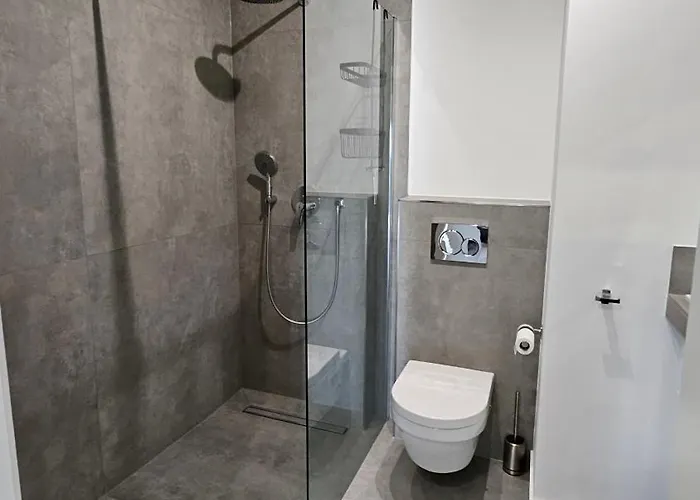 Bulgarska 60m2-3 Pokoje-piekny Widok-13 Pietro 24h Check In דירה