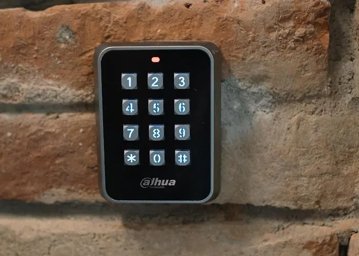 Bulgarska 60m2-3 Pokoje-piekny Widok-13 Pietro 24h Check In דירה