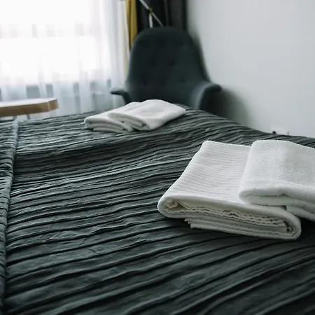 Daire Bulgarska 60m2-3 Pokoje-piekny Widok-13 Pietro 24h Check In