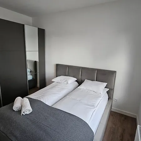 Bułgarska 60m2-3 Pokoje-piękny Widok-13 Piętro 24h Check In * Poznań